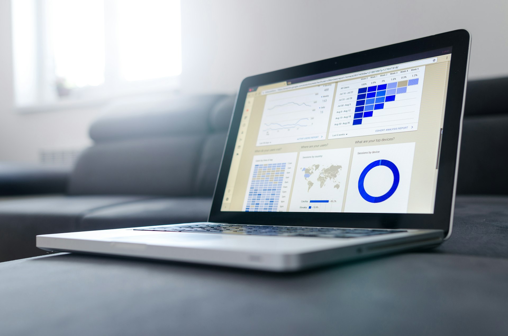 Trucking Factoring vs. Net 30: Getting Paid Faster on Your Loads