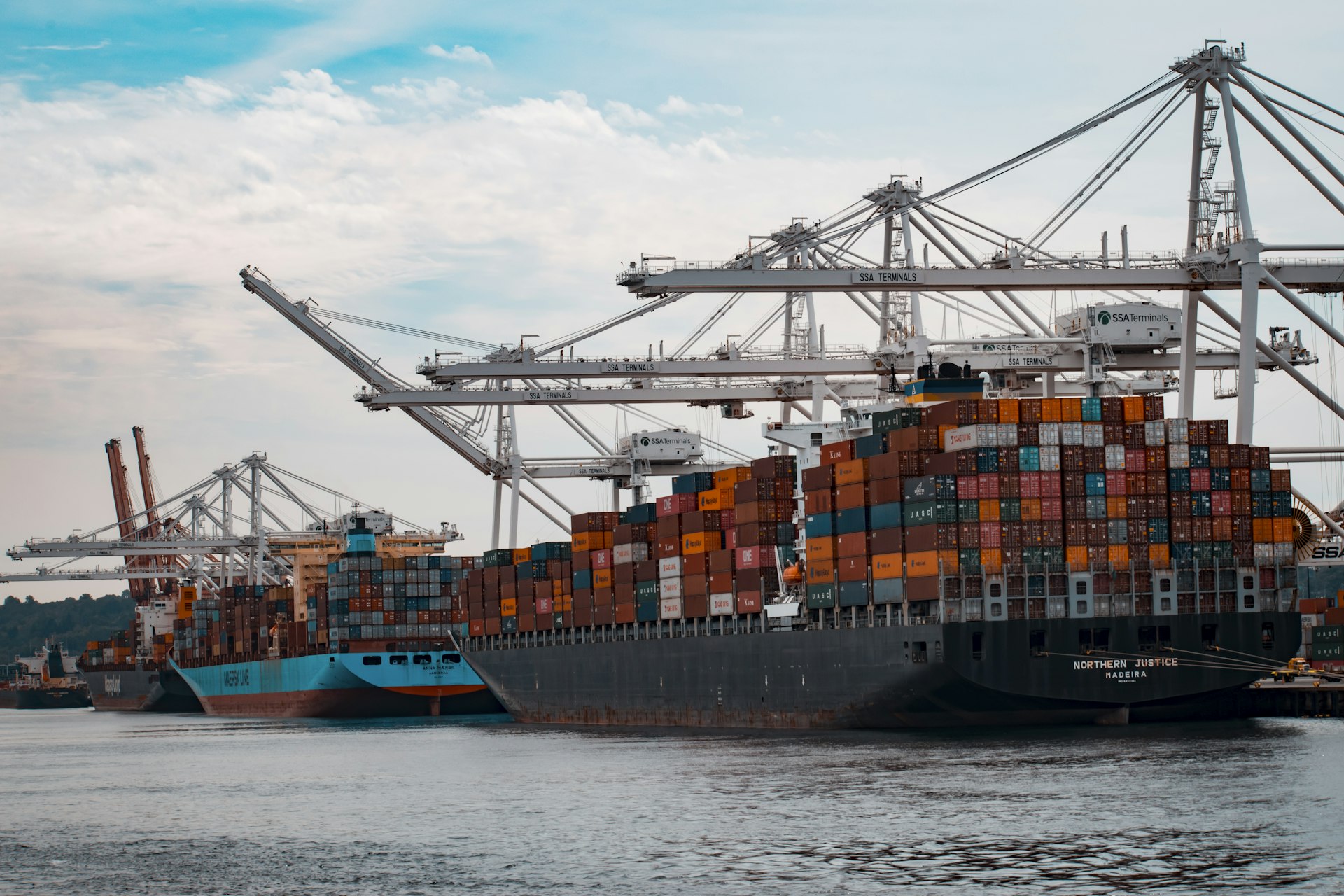 What “No Forced Dispatch” Actually Means for Your Trucking Business